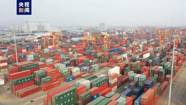 福建沿海港口年货物吞吐量首次突破7亿吨