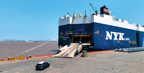 商务部鼓励航运公司加快建设滚装船队，扩大汽车出口运力！