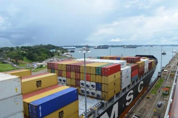 国际海运 | MSC、达飞宣布收取巴拿马运河附加费