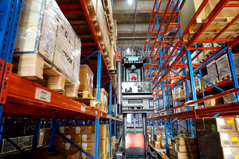 图为佳利达仓库